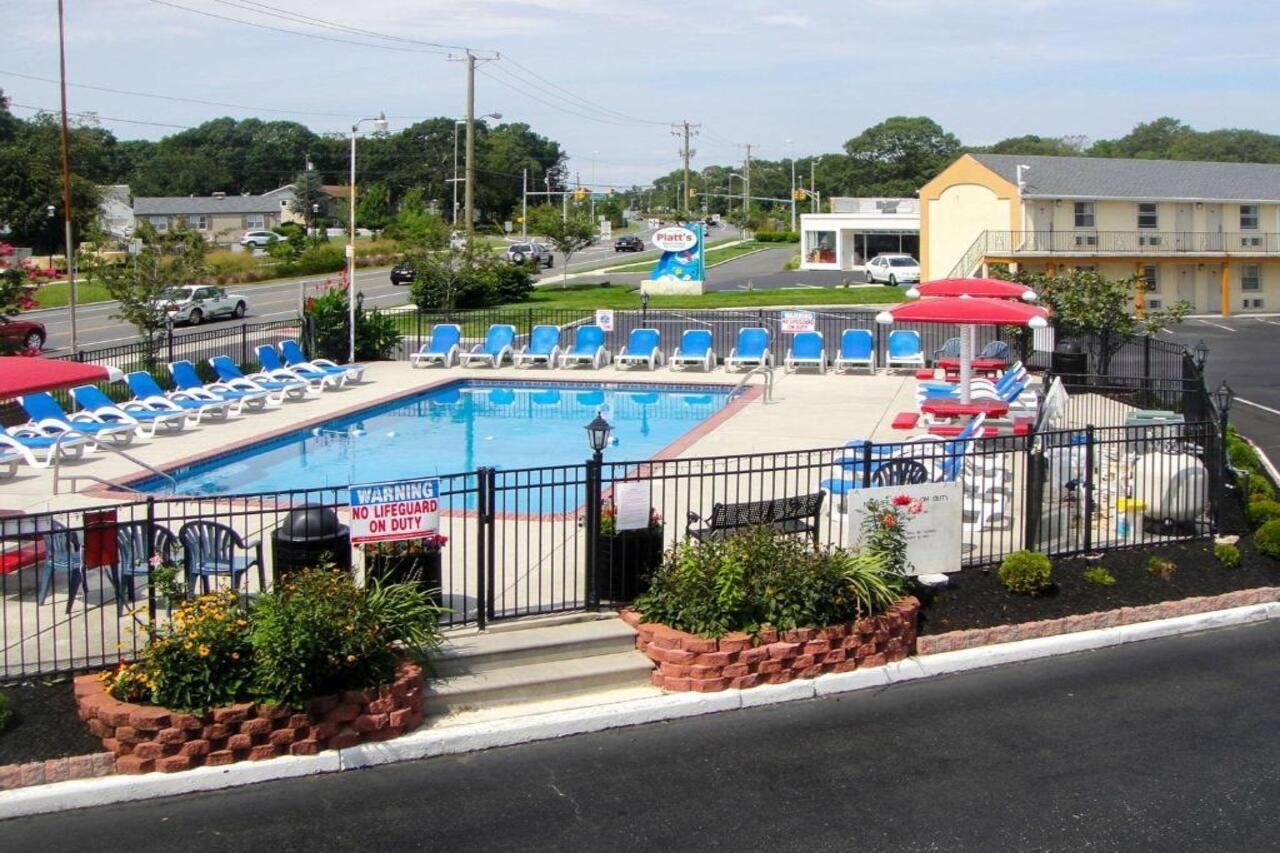 Econo Lodge Съмърс Пойнт Екстериор снимка